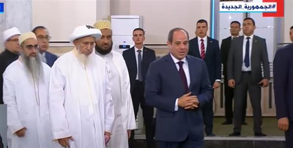 الرئيس السيسي يتفقد مسجد السيدة نفسية بعد تطويره
