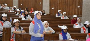 جامعة القاهرة تواصل فعاليات معسكر القيادة الفعالة لبناء جيل جديد من الشباب 