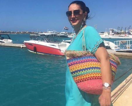 بين داخل مصر وخارجها.. هكذا يقضي النجوم أجازة الصيف