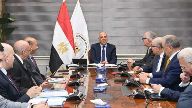وزير الري يستعرض مع العرابى موقف مشروعات التعاون الثنائى بين مصر والدول الإفريقية 