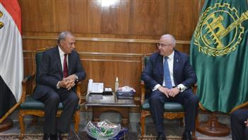 محافظ القليوبية وسفير أذربيجان يؤكدان: العلاقات بين مصر وأذربيجان تاريخية