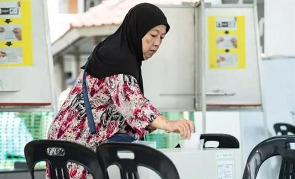 القاهرة الإخبارية: الناخبون يدلون بأصواتهم لاختيار رئيس جديد لـ سنغافورة