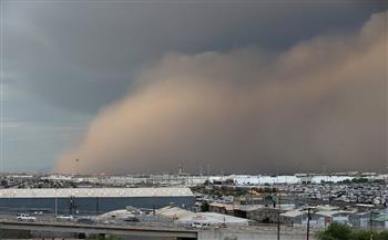   عاصفة ترابية تقطع الكهرباء في أريزونا الأمريكية