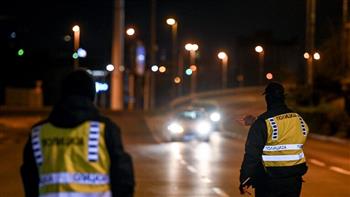  شرطة مقدونيا الشمالية تعلن مصرع مهاجر صعقا بالكهرباء أثناء نزوله من سطح عربة قطار شحن 