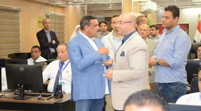 وزير التنمية المحلية ومحافظ بني سويف يتفقدان مركز السيطرة الموحد 