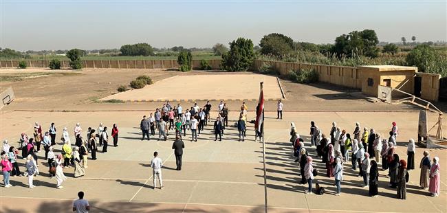 نائب رئيس جامعة بنها لشئون الطلاب يفتتح فعاليات دورة برنامج إعداد القادة 3 بمشتهر 