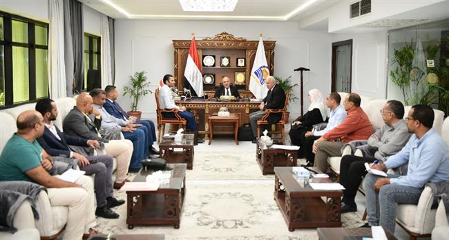 "الداودي" يستقبل أعضاء التنفيذية للمبادرة الوطنية للمشروعات الخضراء الذكية بقنا