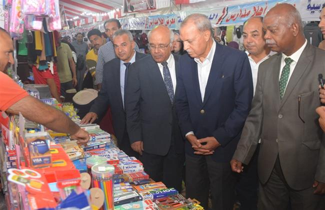 محافظ القليوبية يفتتح معرض "أهلا مدارس" بمدينة بنها