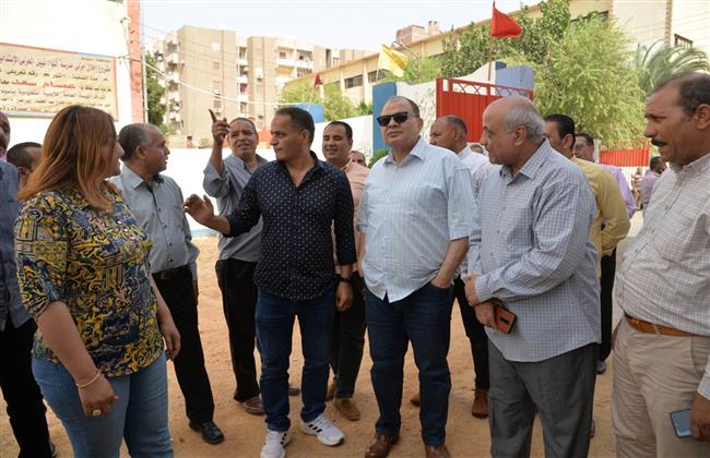 محافظ أسيوط يتفقد الاستعدادات النهائية لاستقبال العام الدراسي الجديد 