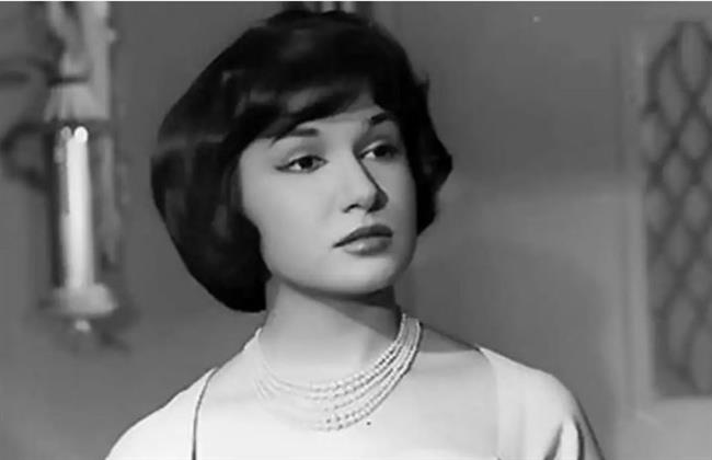  غداً.. أسرة الفنانة الراحلة كريمان تتلقى العزاء في مسجد الحامدية الشاذلية