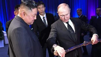   الجارديان: لقاء مرتقب بين زعيم كوريا الشمالية وبوتين وسط مخاوف غربية من تزويد بيونج يانج لموسكو بأسلحة