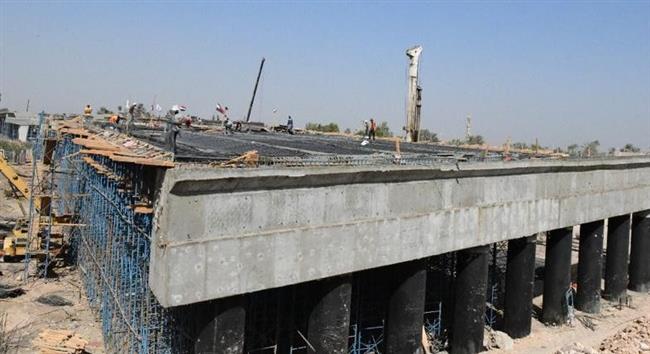 «الداودي» يتفقد الأعمال الإنشائية بمشروع محور أبوتشت - دار السلام  الذي يربط قنا وسوهاج