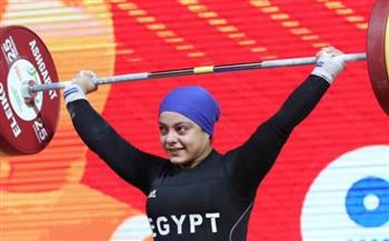   وزير الرياضة يهنئ سارة سمير لفوزها بــ 3 ميداليات ذهبية ببطولة العالم لرفع الأثقال بالسعودية