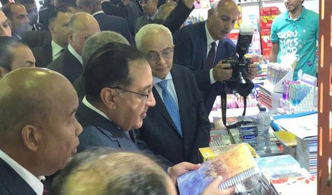 مدبولي يفتتح معرض «أهلا مدارس» بأرض المعارض ويتفقد الأجنحة