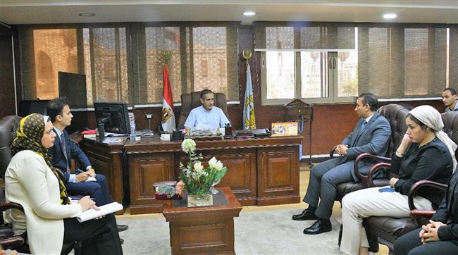 محافظ الغربية يجتمع مع وفد من أعضاء المبادرة الوطنية "ابدأ"