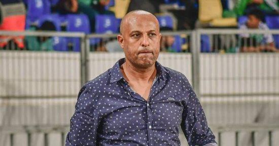 طارق مصطفى يكشف سبب هزيمة الزمالك بـ "الكونفدرالية الإفريقية".. فيديو