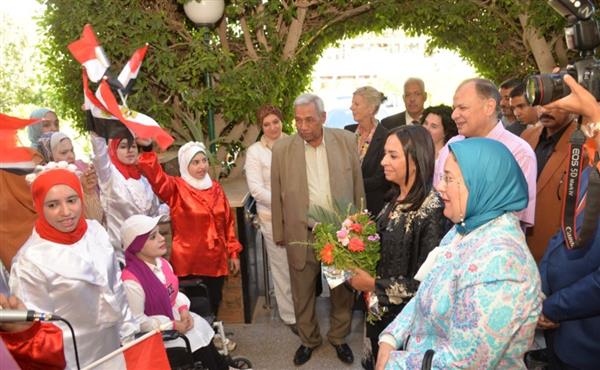 محافظ أسيوط ورئيس «القومي للمرأة» يتفقدان مطبخ المصرية بمركز الفتح
