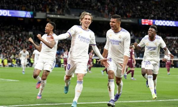 ريال مدريد يقلب الطاولة على سوسييداد ويفوز 2/ 1 في الدوري الإسباني