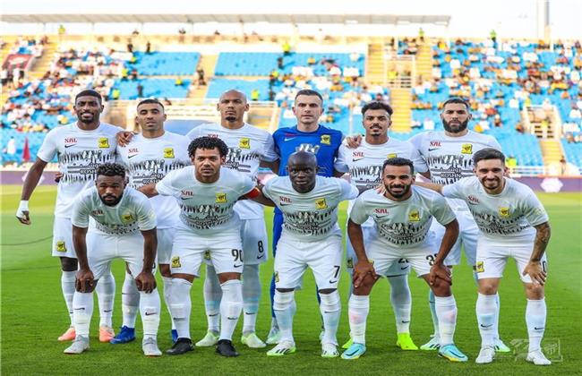 بقيادة بنزيما.. تعرف على تشكيل الاتحاد المتوقع أمام أجمك الأزبكي