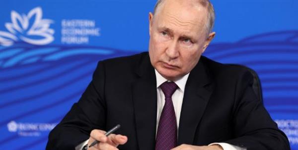 بوتين: الاقتصاد الروسي صمد أمام الضغوطات الخارجية غير المسبوقة وتعافى بالكامل