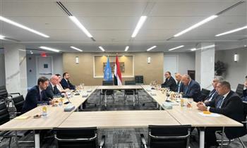 شكري ونظيره الألباني يبحثان في نيويورك العلاقات الثنائية والقضايا الدولية