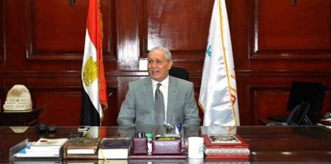 محافظ الأقصر يبحث آخر مستجدات ملفات التقنين والتصالح في مخالفات البناء
