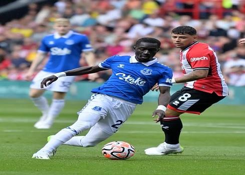 تعادل شيفيلد مع إيفرتون 2-2 في الدوري الإنجليزي
