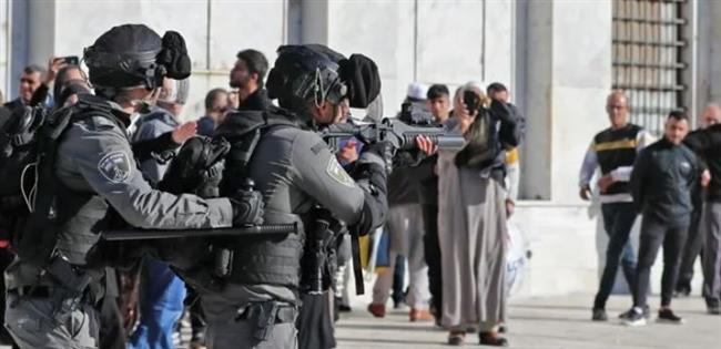 150 مصابا.. اشتباكات عنيفة بين الشرطة الإسرائيلية وإريتريين في تل أبيب