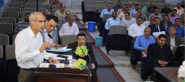 نائب محافظ سوهاج يعقد اجتماعا مع لجنة استرداد أراضي أملاك الدولة