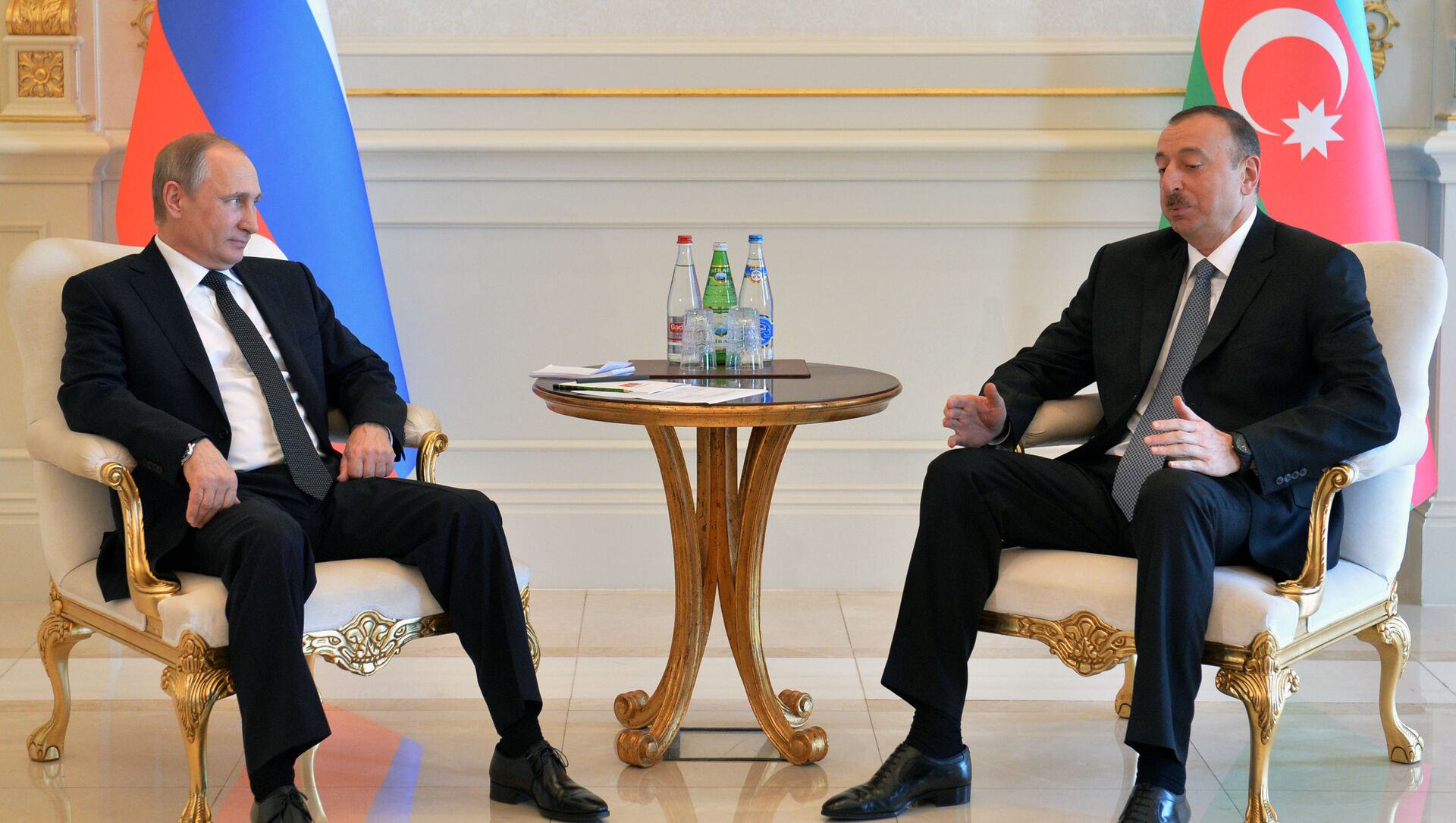 الكرملين: بوتين وعلييف يؤكدان أهمية تنفيذ اتفاقات وقف إطلاق النار في إقليم "ناجورنوكراباخ"