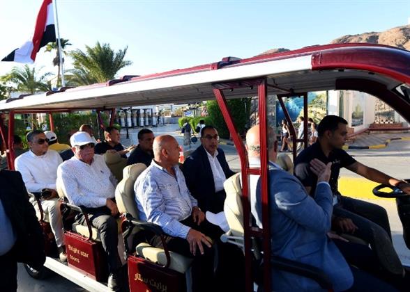 برعاية وزير التعليم العالى: معهد تيودور بلهارس ينظم قافلة علاجية بحى الوراق