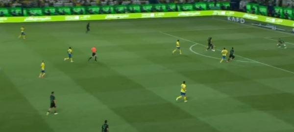 فرانك كيسي يسجل الهدف الأول للأهلي ويقلص النتيجة لـ 2-1