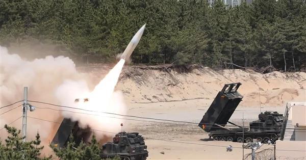 واشنطن بوست: أمريكا ترسل صواريخ "أتاكمس" بعيدة المدى لأوكرانيا بعد طول انتظار