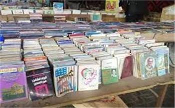 ضبط نحو 2500 نسخة لكتب تعليمية بدون تصريح داخل مكتبة بالقليوبية