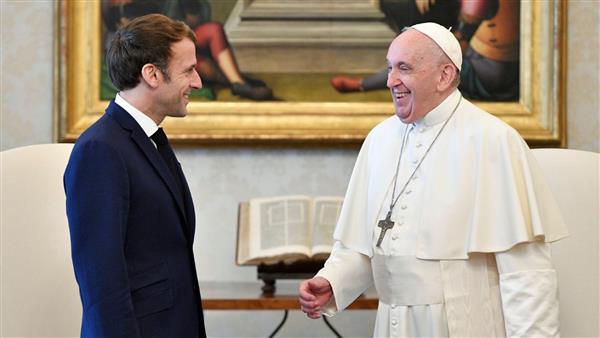 الرئيس الفرنسي يستقبل بابا الفاتيكان في قصر "فارو" بمارسيليا