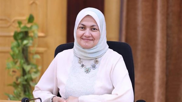 مستشار شيخ الأزهر للوافدين: شارك في ملتقى الأزهر للكاريكاتير 287 فنانا وفنانة من 46 دولة