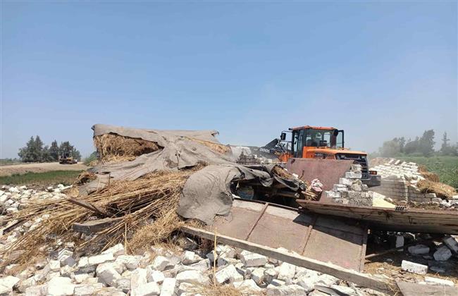 إزالة 26 حالة تعد على مساحة 3440 م2 بنطاق 5 مراكز بالبحيرة 