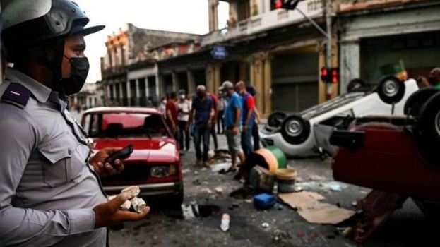 كوبا تعلن تعرض سفارتها في واشنطن لهجوم إرهابي
