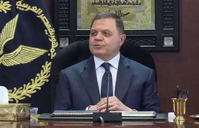 وزير الداخلية يهنئ العاملين بهيئة الشرطة بمناسبة ذكرى المولد النبوي الشريف