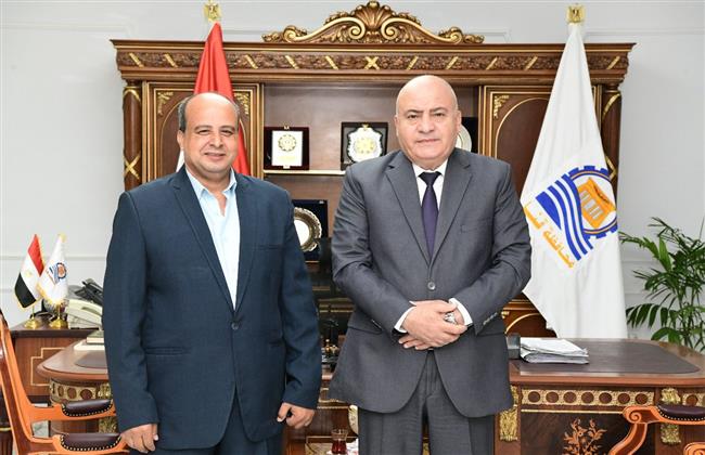 "الداودي" يستقبل رئيس إتحاد المسرحيين الأفارقة