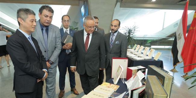 مكتبة الإسكندرية تستقبل إهداءات من كتب الرئيس الصيني "شي جين بينج"