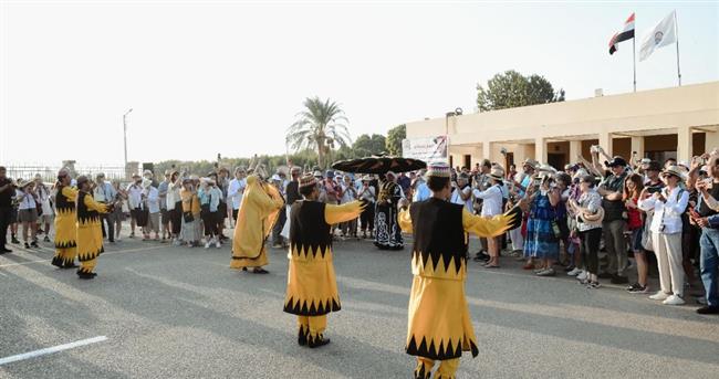 محافظ قنا يشهد الاحتفال بيوم السياحة العالمي بمعبد دندرة