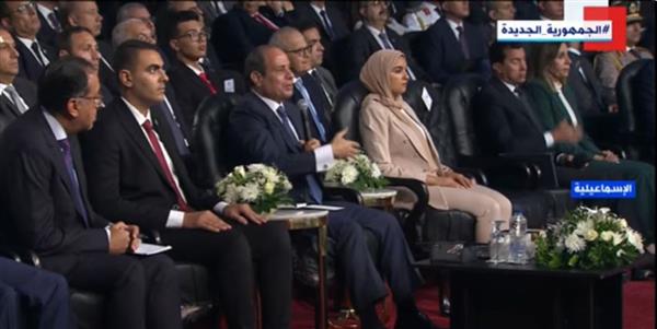 الرئيس السيسي: الـ25 مليون طالب في حاجة إلى ما لا يقل عن تريليون جنيه