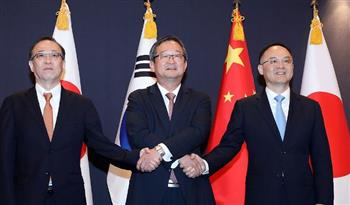   كوريا الجنوبية والصين واليابان تتفق على عقد قمة ثلاثية في أقرب وقت