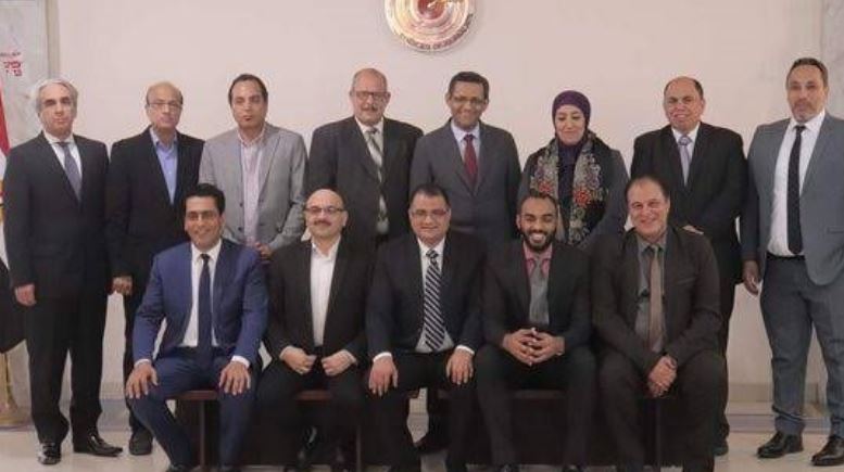 مجلس نقابة الصحفيين يعفي عبدالرؤوف خليفة من رئاسة لجنة الإسكان ويحيله للتحقيق