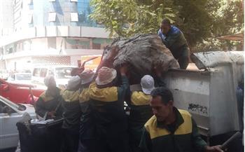 رفع كفاءة النظافة بمحيط مدرسة في الدقي استجابة لشكاوى المواطنين