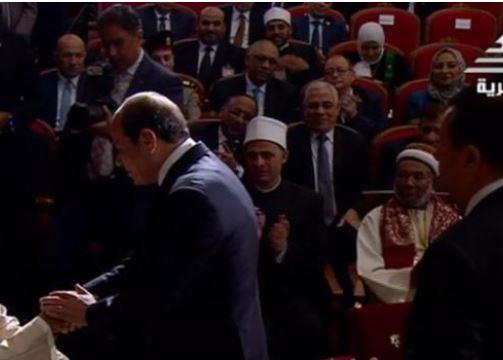 أحد المكرمين في احتفال المولد النبوي: تكريم الرئيس السيسي تشجيع لكل مجتهد