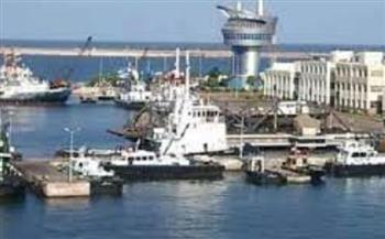 ميناء دمياط يتداول 34 سفينة للحاويات والبضائع العامة خلال 24 ساعة