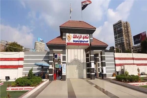 الزمالك يهدد المدير المالي السابق بالتحويل للنيابة لإختفاء 70 ألف دولار