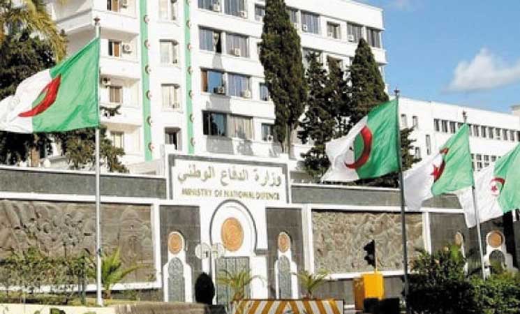 وزارة الدفاع الجزائرية توضح ملابسات مقتل مغربيين في البحر